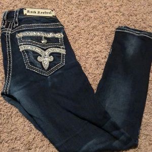 Skinny low rise rocks